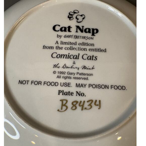 Vtg. Gary Patterson 1992 Comical Cats "Cat Nap" Porcelain Plate - Picture 2 of 2